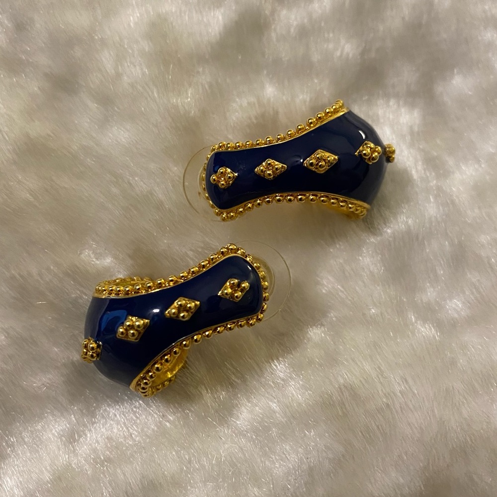 ☘️AVON Royal Blue & Gold Pierced Earrings - Picture 4 of 4
